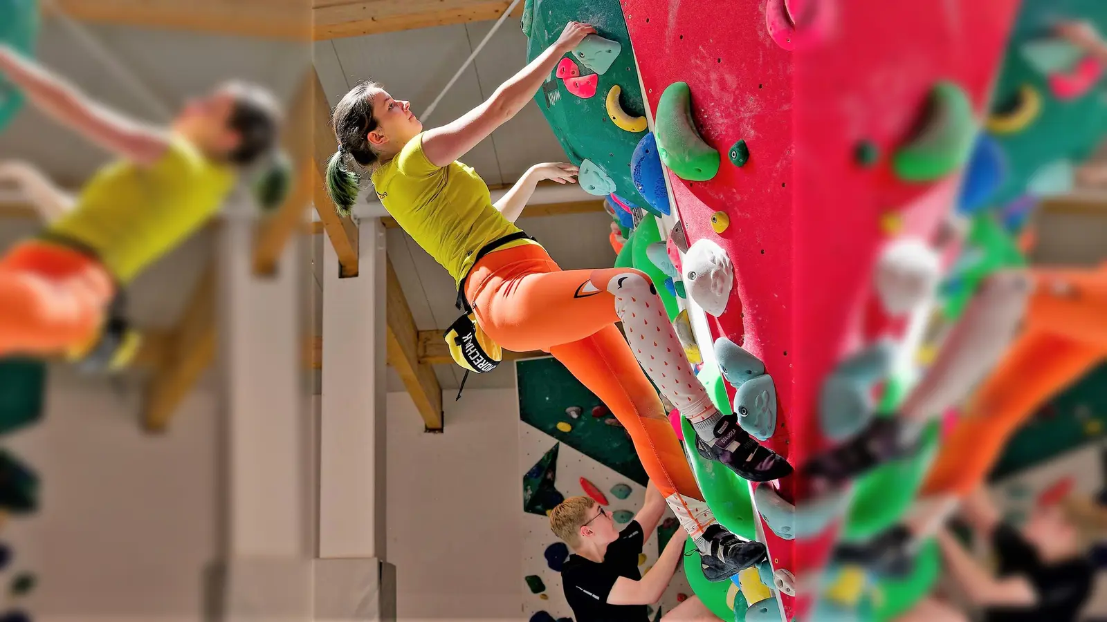 Wer auch hoch hinaus will, kann jederzeit in der Kletterhalle Dachau vorbeikommen. (Foto: Naturfreunde)