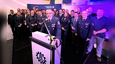 Die Dachauer THW-Familie bei der Jahresabschlussfeier 2023. (Foto: THW Dachau)