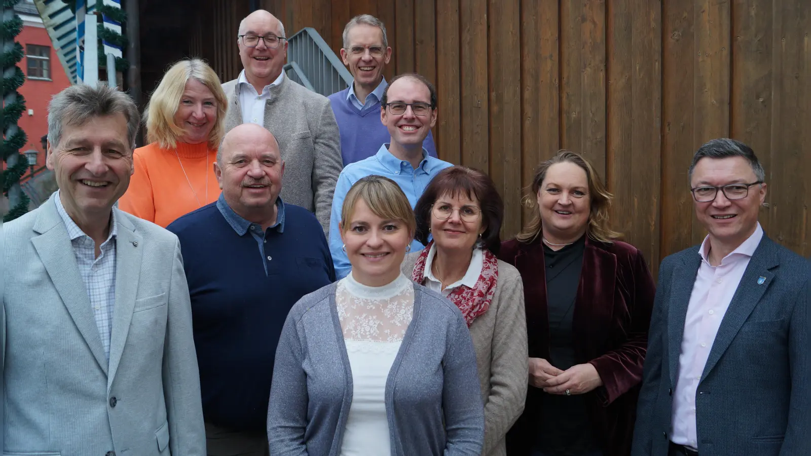 Reinhard Schmutz, Ingrid Sedlbauer, Rainer Rösch, Jürgen Schleich, Michael Kittelberger, Sebastian Rösch, Simone Heggmair, Renate Rösch, Dagmar Wagner und Wolfgang Hörl (v. l.). (Foto: ÜB Dachau)