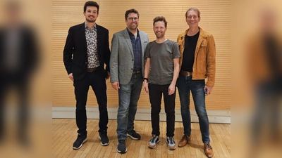 Beleuchteten das Thema Verkehrswende: Ingwar Perowanowitsch, Martin Modlinger, Simon Schories, Markus Büchler (v. l.) (Foto: ADFC Dachau)