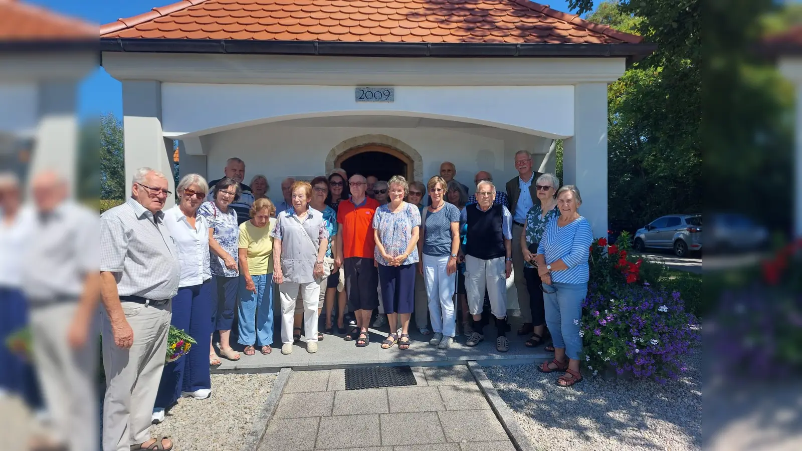 Sehr angetan vom Besuch der Kapelle waren die Teilnehmer des Haimhauser Seniorenunion-Treffs. (Foto: Seniorenunion)